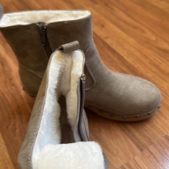 Light gray beautiful round toe fabric upper faux fur lining and faux fur sock - Picture 6 of 6